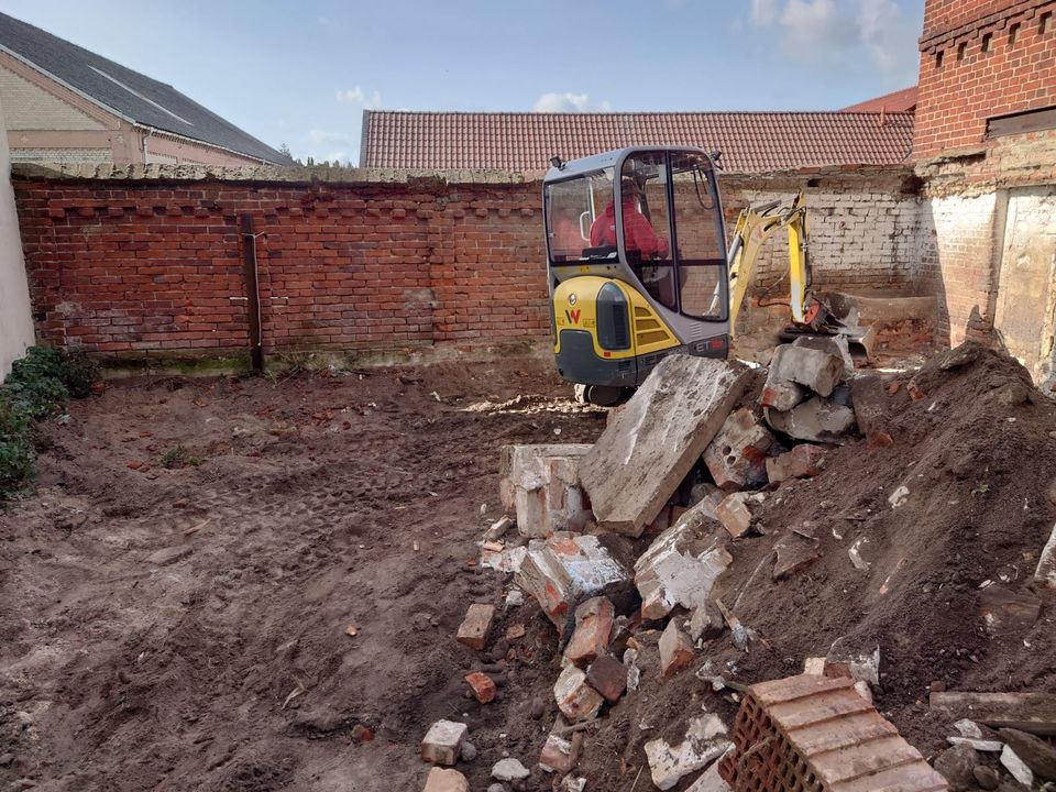 Malerarbeiten,Innenausbau , Abriss, Renovierung jeglicher Art in Gardelegen  