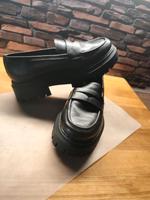 ❤️ Stradivarius Damen Loafer Halbschuhe 40 Bayern - Neustadt b.Coburg Vorschau