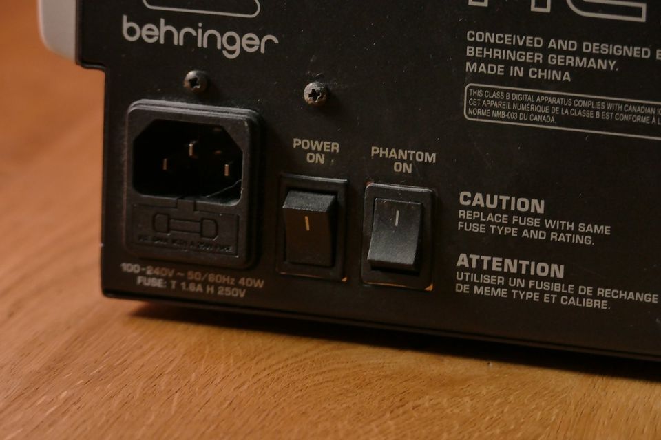 Behringer Xenyx X1222USB Mischpult in Bonn