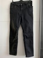 Schwarze Jeanshose von Mustang Sachsen-Anhalt - Magdeburg Vorschau