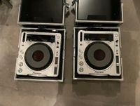 Verkaufe 2 Pioneer CDJ 800 MK2 CD Player inkl. Thon Case Sachsen - Oßling Vorschau