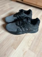 Sneaker in 41 zu verkaufen! Niedersachsen - Hameln Vorschau