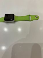 Apple Watch 38mm inklusive grünem Armband Nordrhein-Westfalen - Wassenberg Vorschau