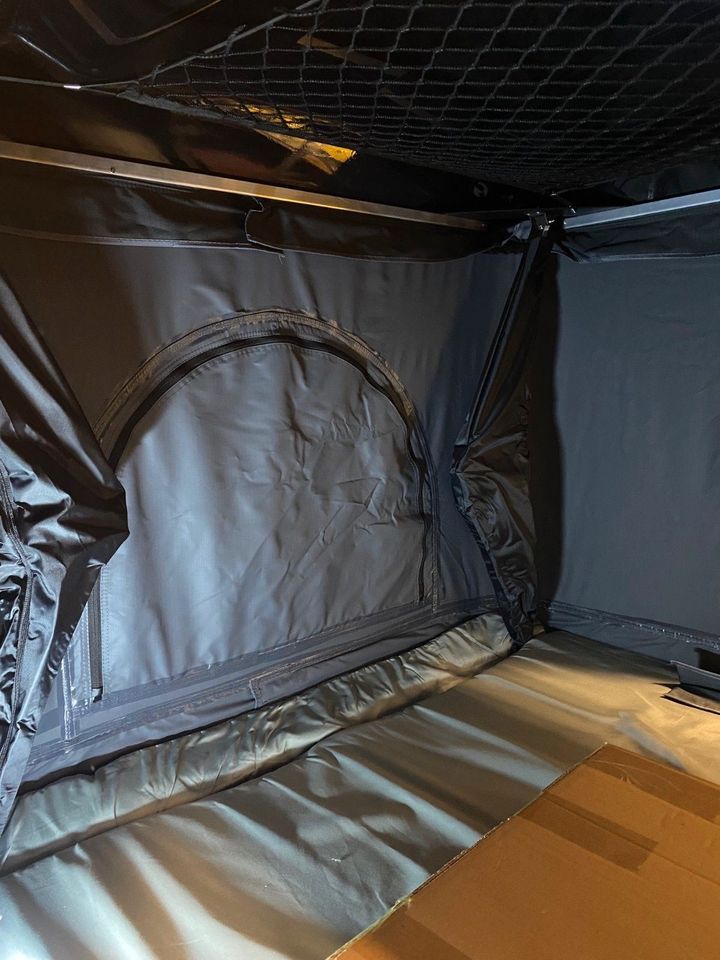 Hartschalen Dachzelt Autodachzelt Zelt Neu in Werther (Westfalen)
