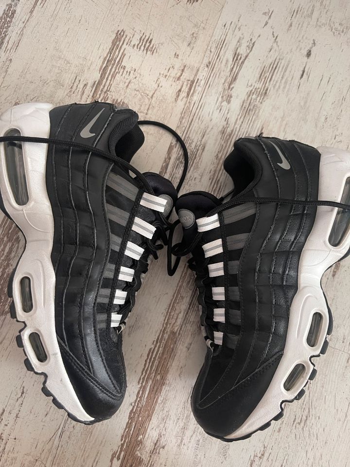 Nike Air Max 95 39 Sneaker in Essen