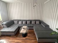 Graues Sofa mit Stauraum und Schlagmöglichkeit Hessen - Baunatal Vorschau