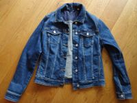 neuwertige S.Oliver Damen Jeans Jacke, 38 ,40, L , blau Nordrhein-Westfalen - Solingen Vorschau