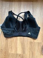 Adidas Sport BH neu mit Etikett Größe M Berlin - Köpenick Vorschau
