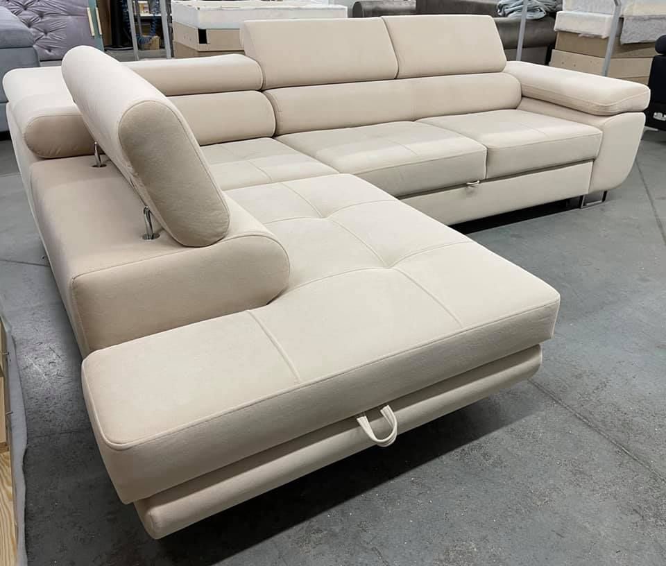 Ecksofa mit schlaffunktion/ sofa / couch / Wohnzimmer in Berlin