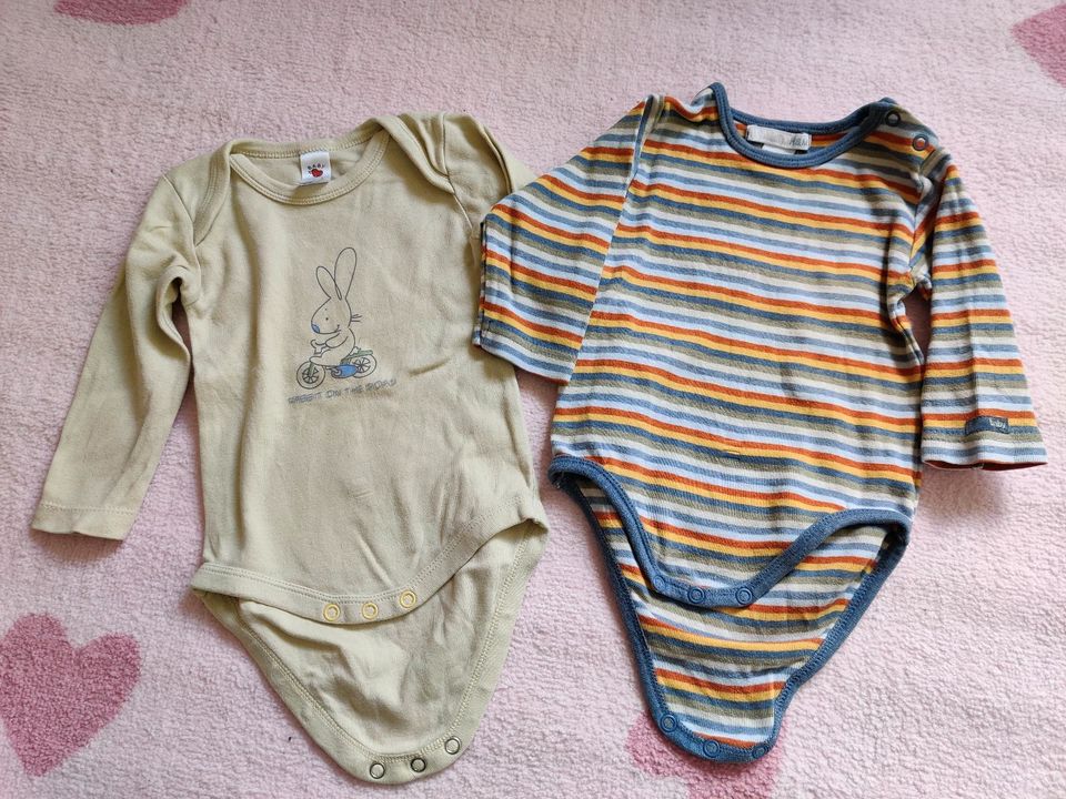 Baby Sachen Kleiderpaket Hosen Pullover bodies pyjama in Erfurt