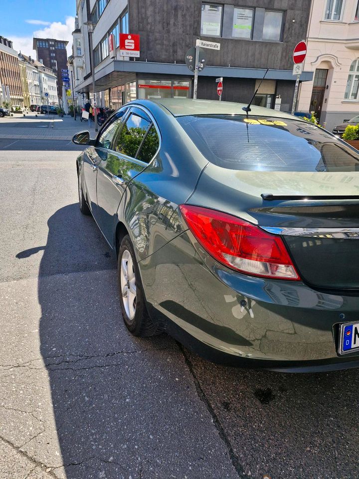 Auto opel insignia in Mönchengladbach