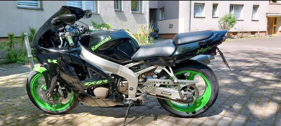 Kawasaki Ninja ZX-6R ZX600G in Berlin