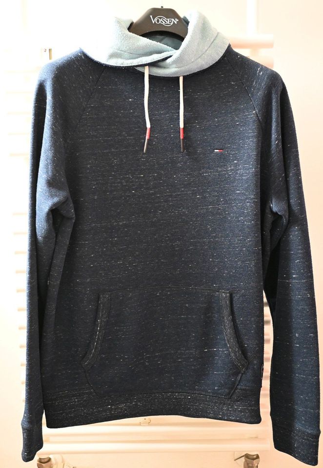 Tommy Hilfiger Pullover Gr. M in Beelitz