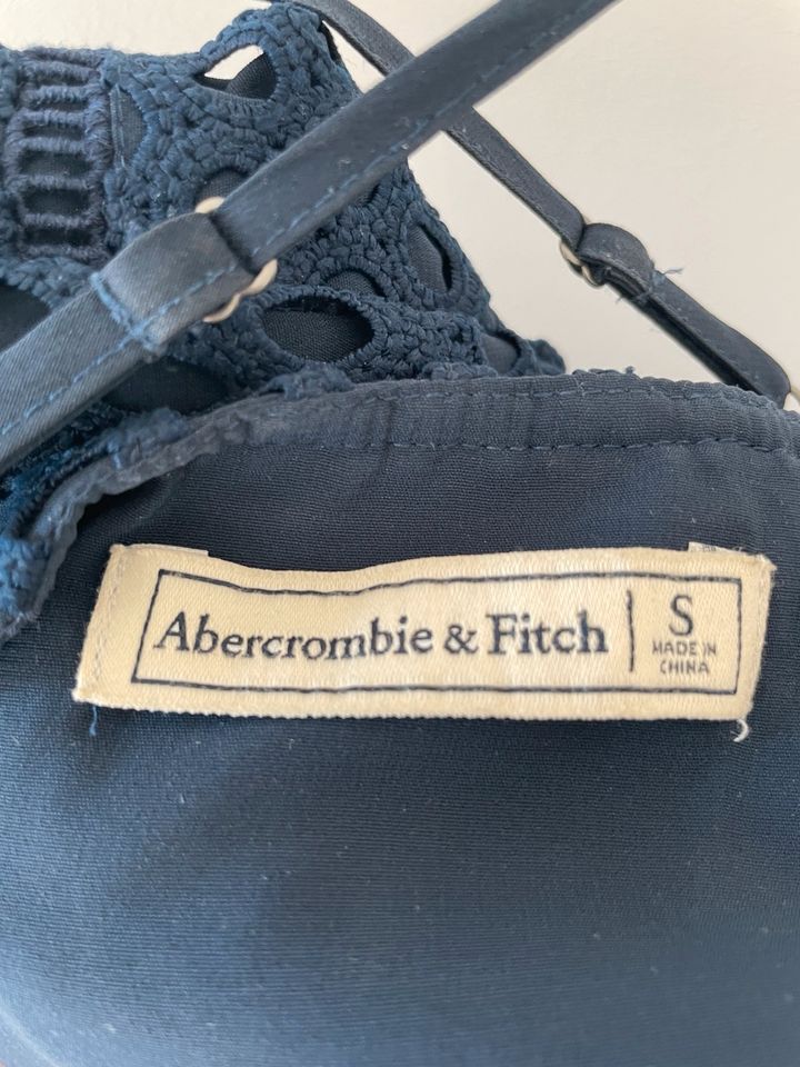 Blaues Kleid Abercrombie & Fitch Größe S in Berlin