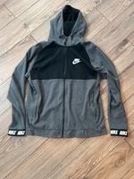 Nike Jacke Größe L Bayern - Langensendelbach Vorschau