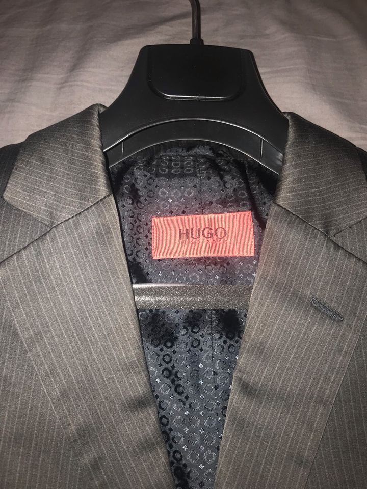Hugo Boss Red Label Anzug Sakko Albo/Hago Gr. 94 schwarz in Gelsenkirchen
