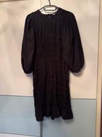 Mango Kleid schwarz mit Puffärmeln Nordrhein-Westfalen - Datteln Vorschau