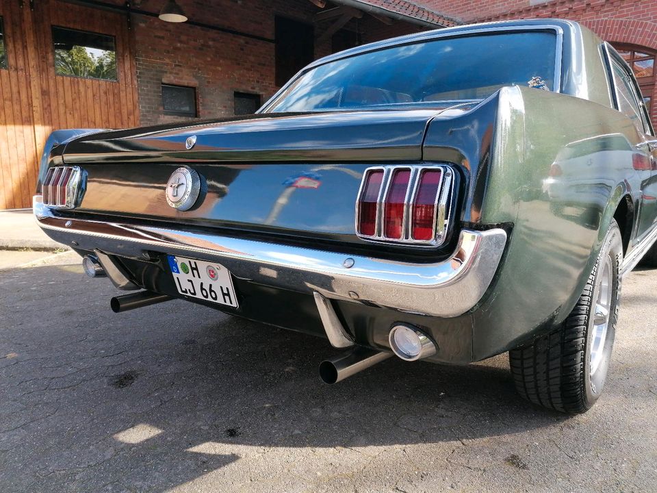 Ford Mustang, 289er V8, Bj 1966, TÜV NEU! in Neustadt am Rübenberge