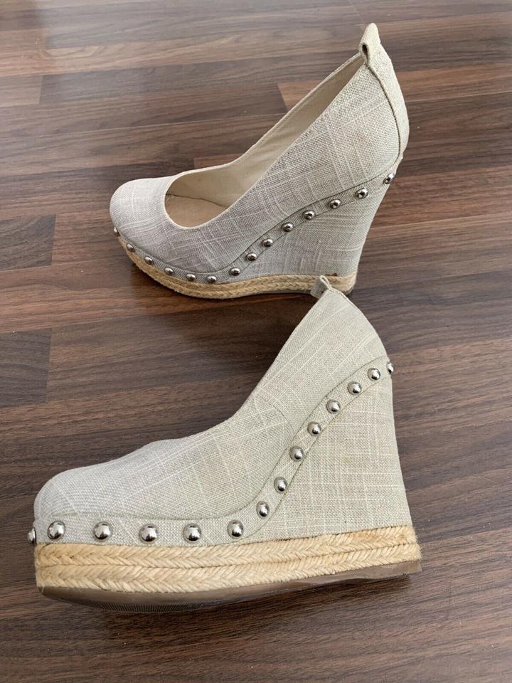 Aldo Italy Nieten Plateau Pumps Schuhe Beige Gr.36 wNeu in Herzogenrath