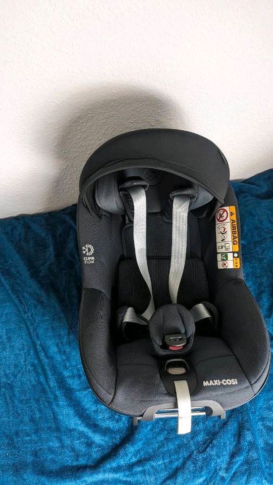 Maxi Cosi Pearl 360 Reboarder Kindersitz mit Zubehör in Duisburg