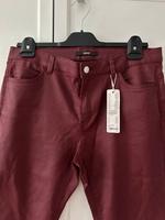 Rote Kunstleder Hose von Esprit in Gr. 42/30 Düsseldorf - Bilk Vorschau