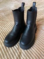 Schwarze Stiefel | unechtes Leder Dresden - Strehlen Vorschau