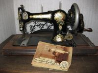 # Alte antike Nähmaschine von " Singer " Englisches Modell # Baden-Württemberg - Göppingen Vorschau