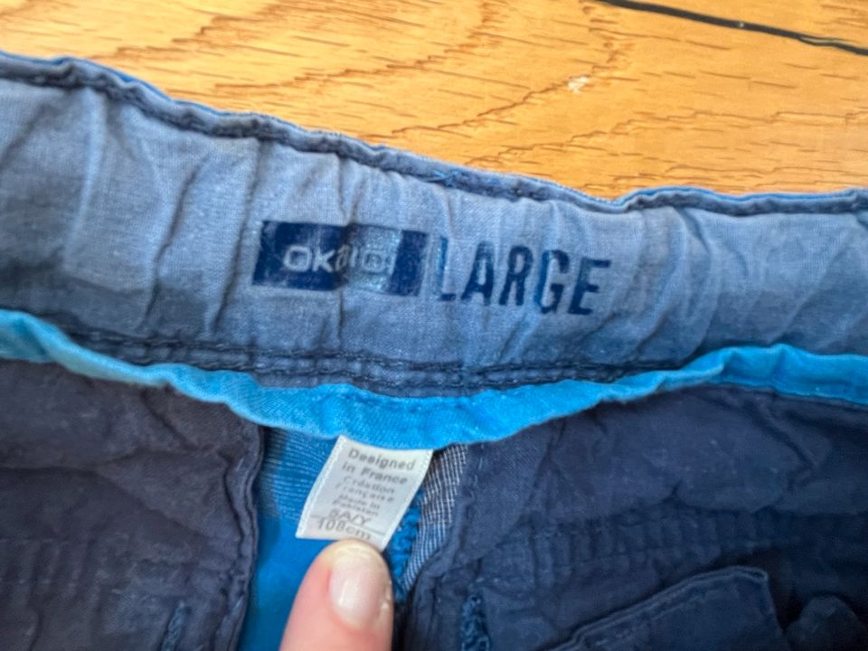 Kurze blaue karierte Hose - Größe 104 - 110 in Ingolstadt