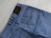 HUGO BOSS Jeans Hose Neuwertig Gr. 32/32 Blau Niedersachsen - Burgdorf Vorschau