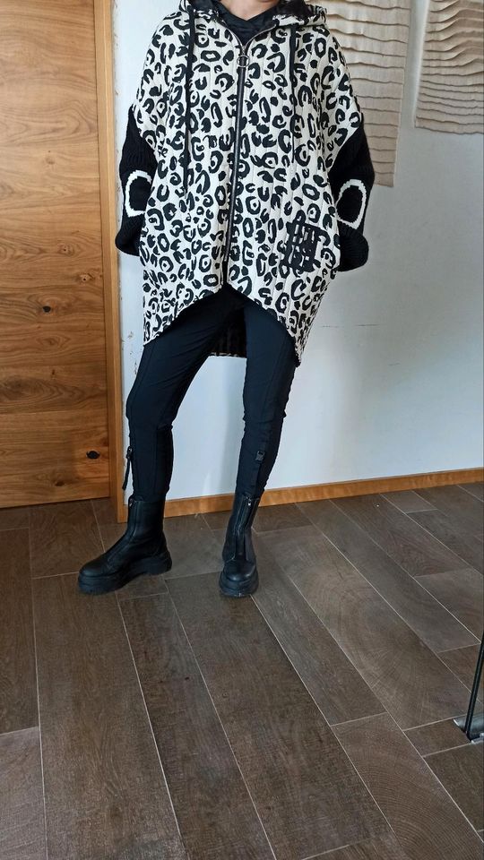 Jacke Oversize Leoprint Lagenlook M L Übergangsjacke in Korbußen