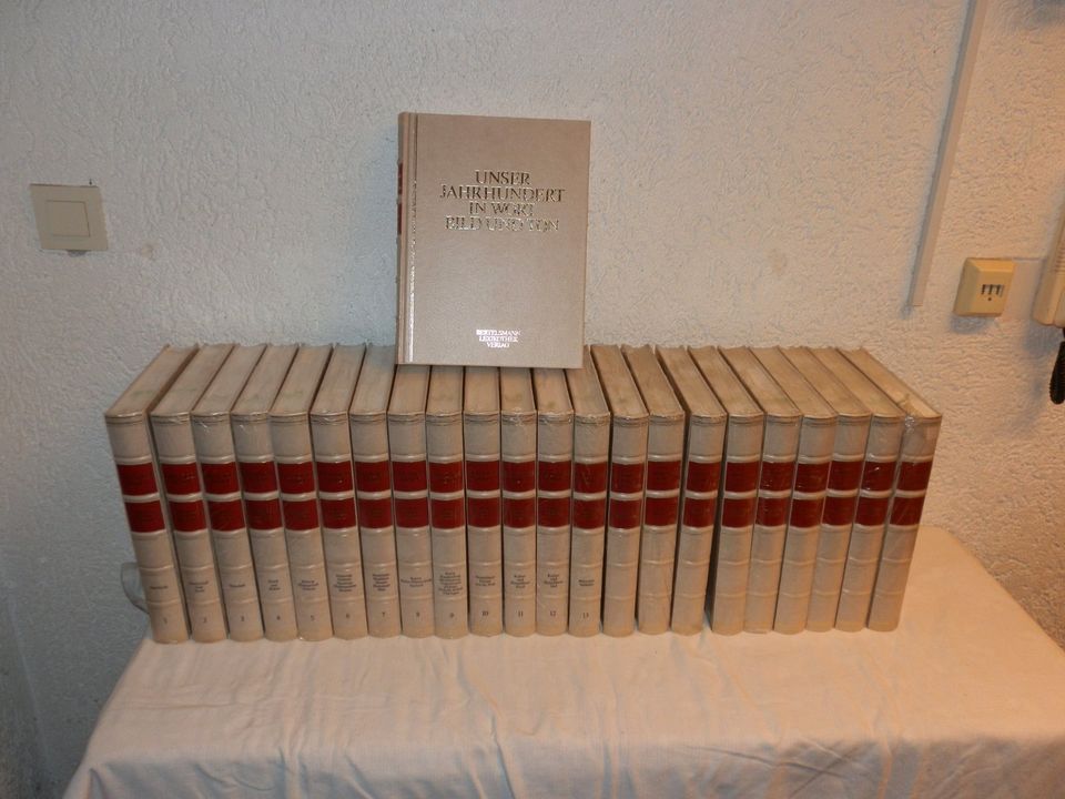 Bertelsmann Lexikothek Unser Jahrhundert 23 Bände, neuwertig in Vinningen