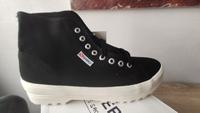 superga Alpina high Chucks 42 schwarz neu Saarbrücken - Malstatt Vorschau
