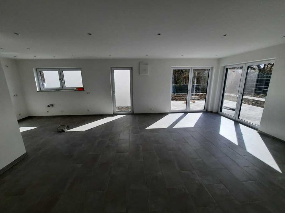 147m² Doppelhaushälfte neu mit Garten Stellplatz in Neugablonz in Kaufbeuren