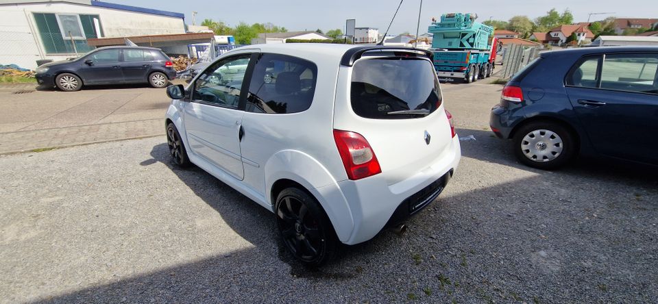 Renault Twingo 2 1.6 R.S. 133PS MOTORPROBLEME in Massenbachhausen