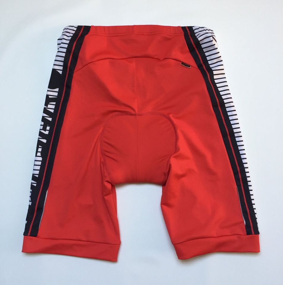 Fahrrad Hose Fahrradshorts Fahrradhose mit Sitzpolster Gr. 54 in Frankfurt am Main