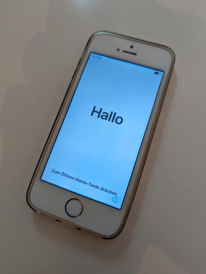 Apple iPhone 5s - 16GB - Gold A1457 in Lemgo