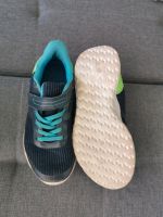 Turnschuhe hallenschuhe Sport 34 München - Bogenhausen Vorschau