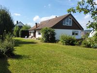 Provisionsfrei - Großes Einfamilienhaus mit großem Garten Baden-Württemberg - Reutlingen Vorschau