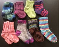 Acht Paare selbstgestrickte Wollsocken Newborn 19 20 21 22 23 24 Nordrhein-Westfalen - Mönchengladbach Vorschau