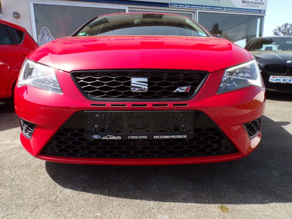 Seat Leon Cupra 280 in Perlesreut