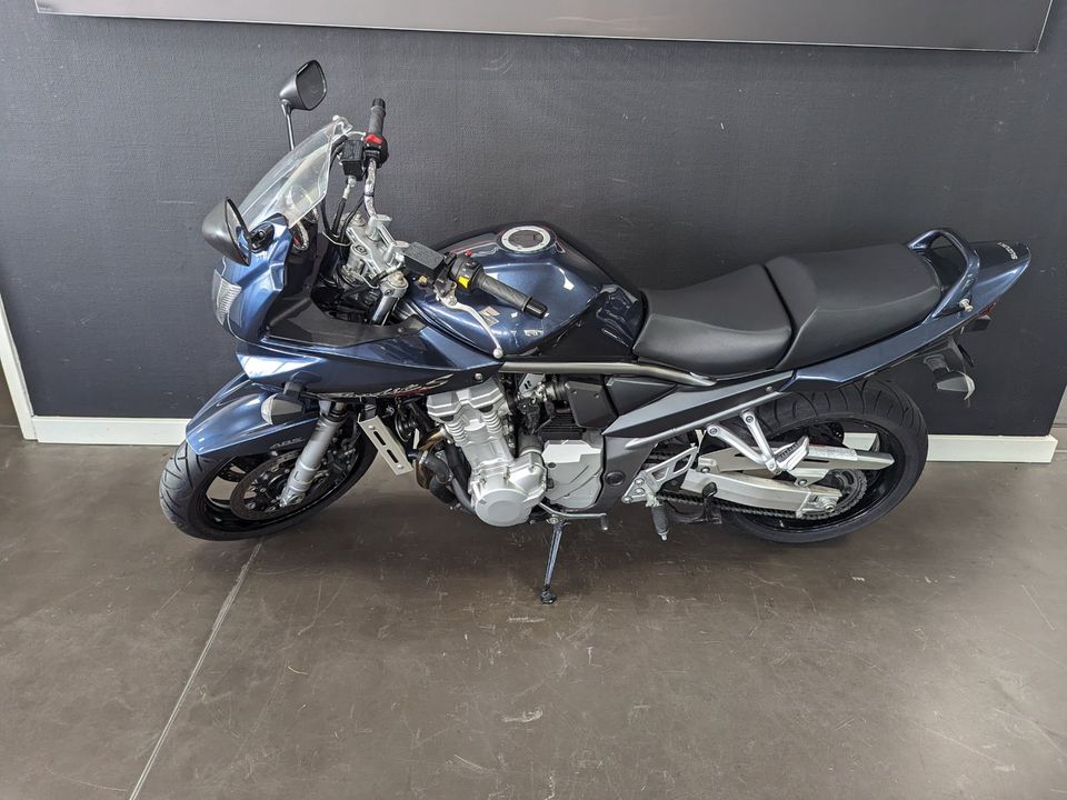 Suzuki GSF 1250 S Bandit ABS 1.Hand erst 8600Km in Neukirchen-Vluyn