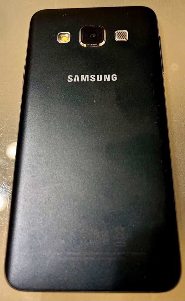 Samsung A 3 in Möser