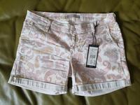 Shorts von Mavi Gr. 30 mit pastellfarbenen Paisleymuster Thüringen - Erfurt Vorschau