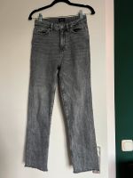 Straight Leg Jeans von Only in Größe 27/32 Bayern - Fürstenfeldbruck Vorschau