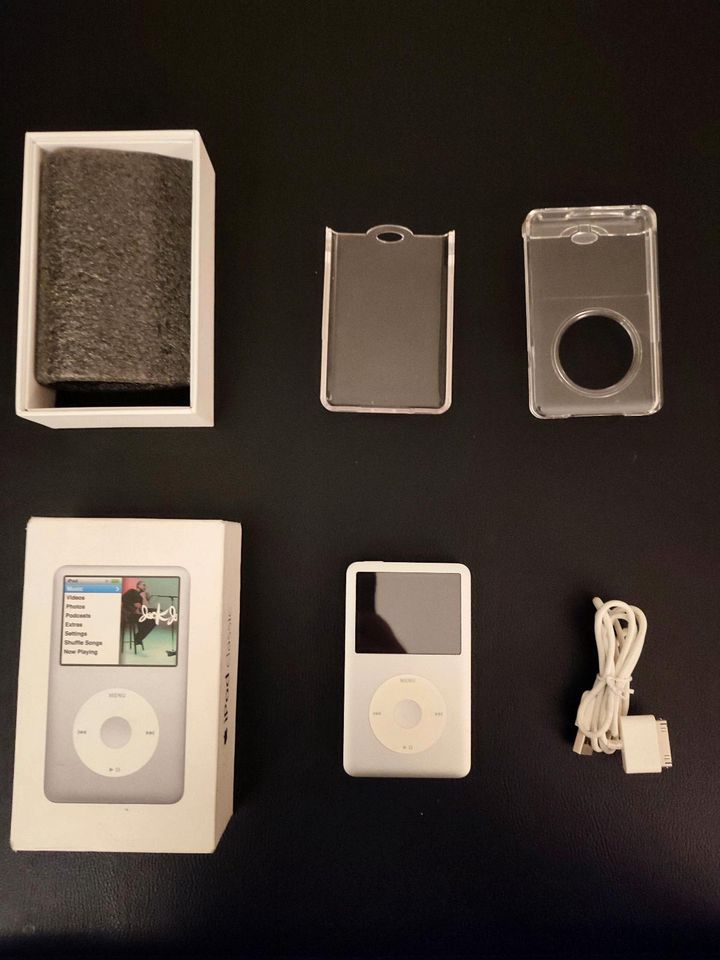 Apple iPod Classic Generation 6.1, A1238 Grau 120GB Top in Berlin