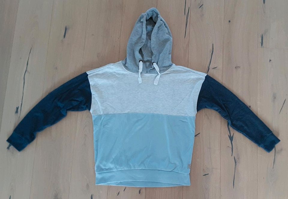 Pullover Größe M Pulli mit Kapuze Hoodie Damen in Heroldsberg