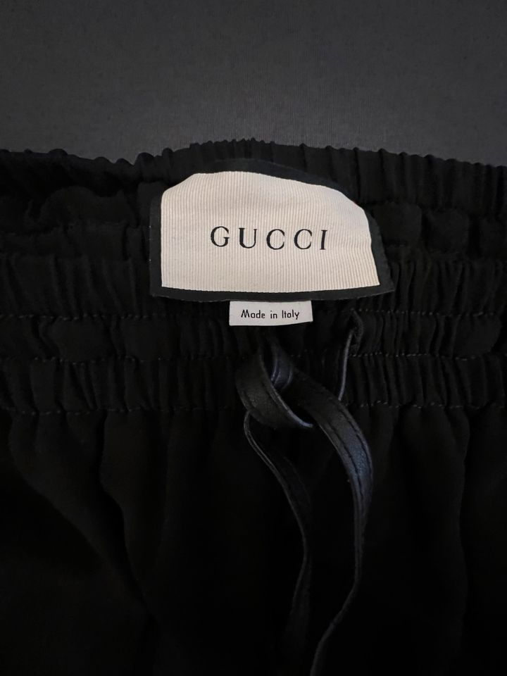 Gucci Rock, IT Gr. 46/D 42, schwarz, sehr guter Zustand in Heidelberg