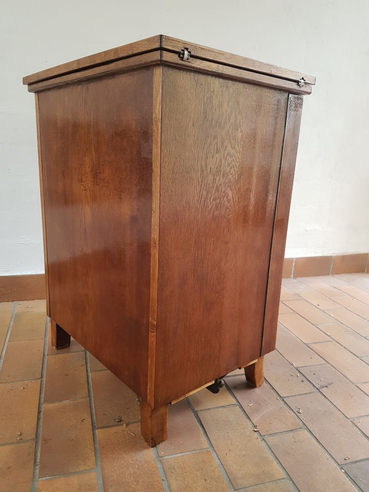 Vintage- Nähmaschine Adler im Möbelschrank in Mannheim