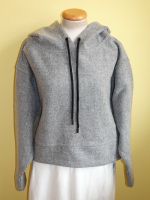 Hoodie Zara Wolle grau mit Kapuze Gr S neu Versand Essen - Essen-Kettwig Vorschau