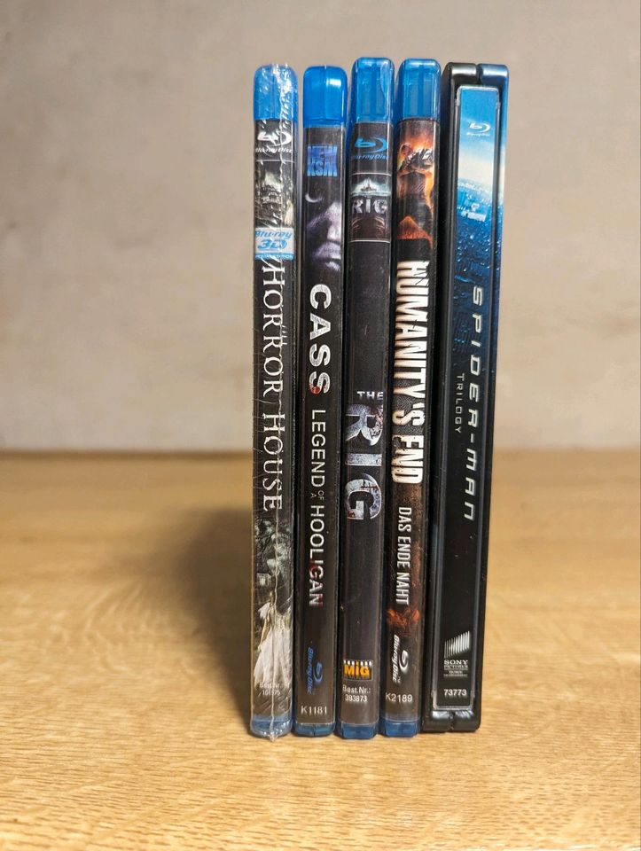 Verschiedene Blu Ray Filme in Nidda